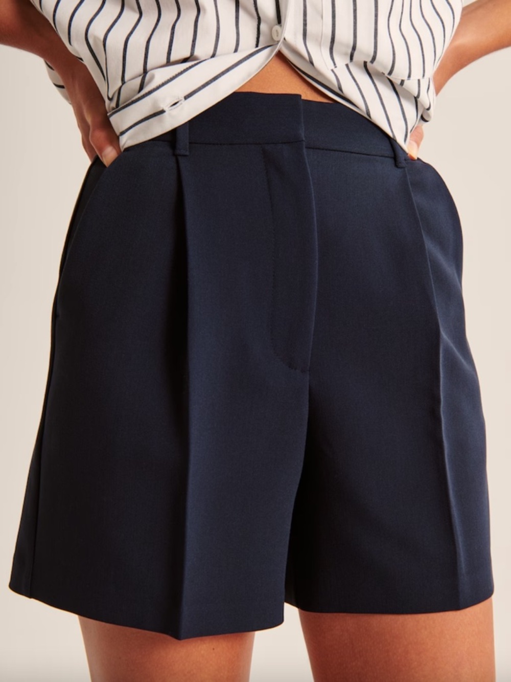 Abercrombie & Fitch Sloane Women's Navy Tailored High-Waist Shorts Size XS